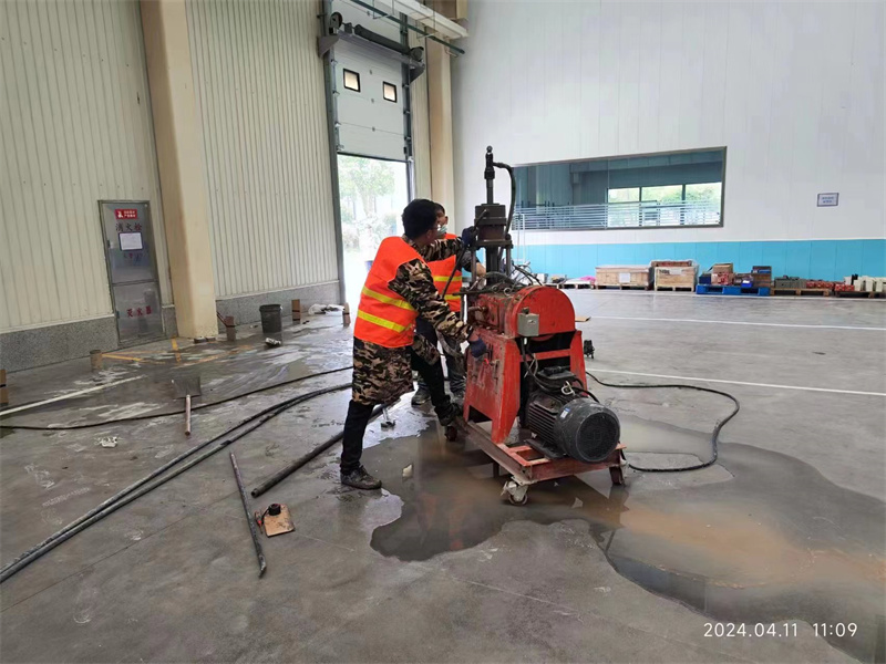 盂县厂房地面下沉塌陷注浆加固施工